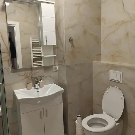 Ella Apartamento *